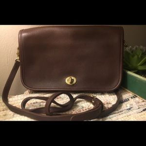 Vintage Coach Pocket Purse in brown leather